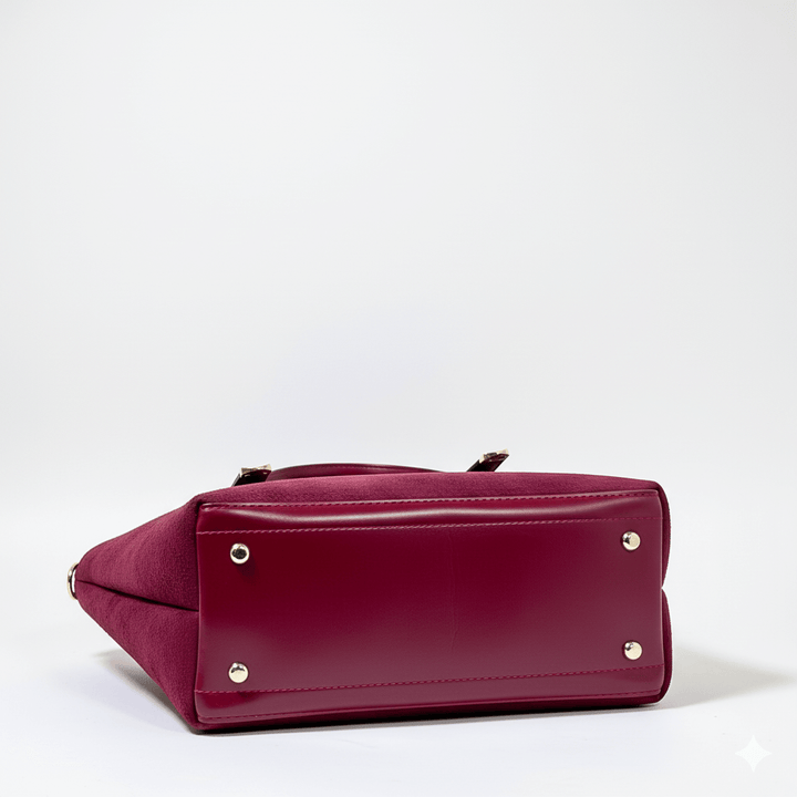 Elegant Antaaj tote bag with luxurious velvet texture and top zip closure